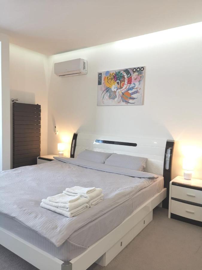 Stylish Riverside Apartments In Riviera Complex Mykolaiv Dış mekan fotoğraf