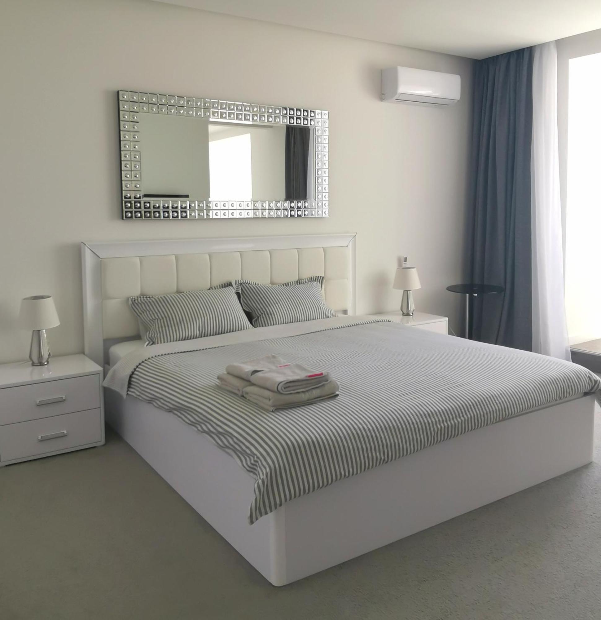 Stylish Riverside Apartments In Riviera Complex Mykolaiv Dış mekan fotoğraf